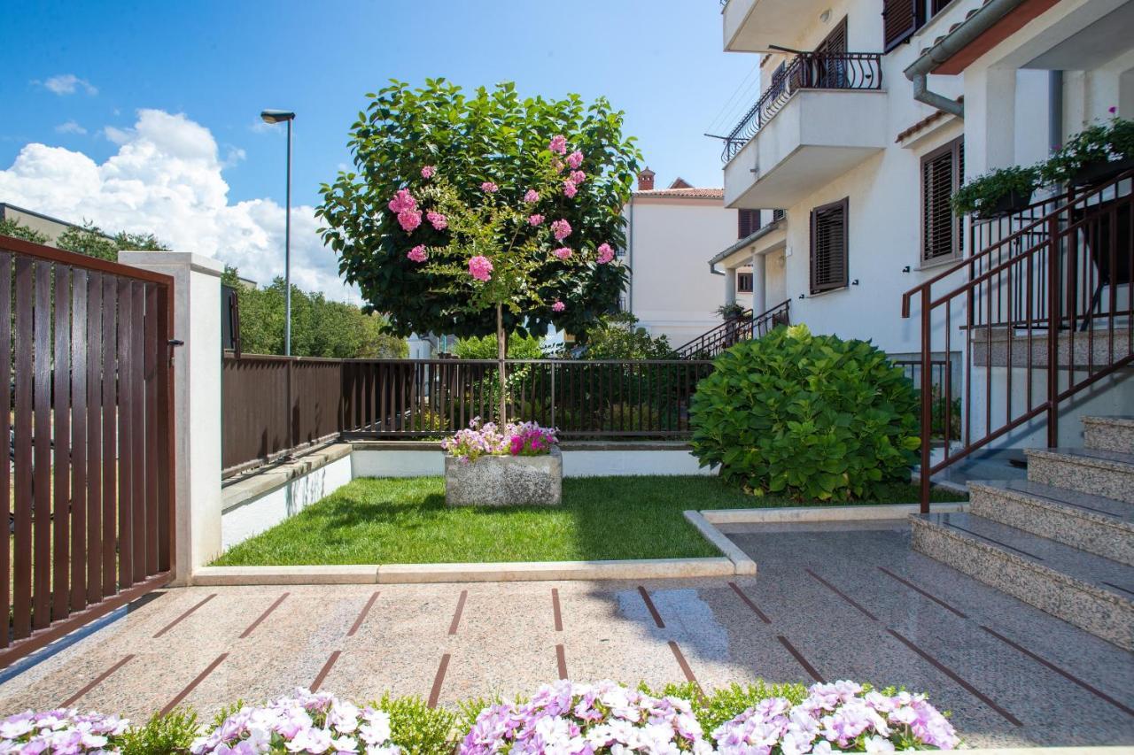 Studio Apartment Noah Rovinj Exteriör bild