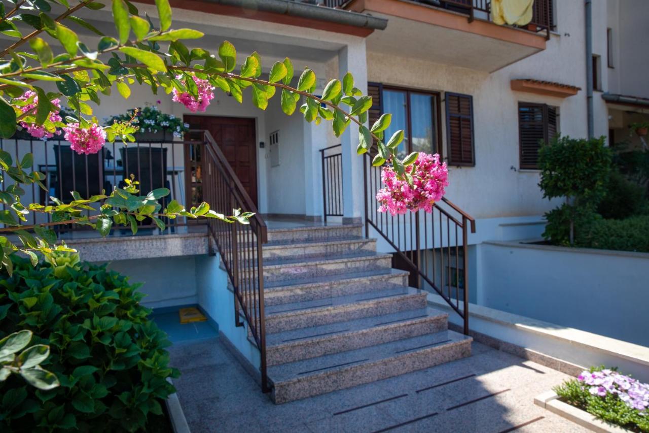 Studio Apartment Noah Rovinj Exteriör bild